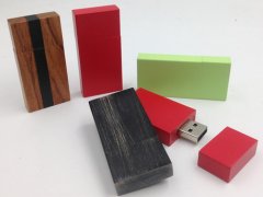 Eco Friendly Colourful Bespoke USB FlashDrive Bamboo Gifts